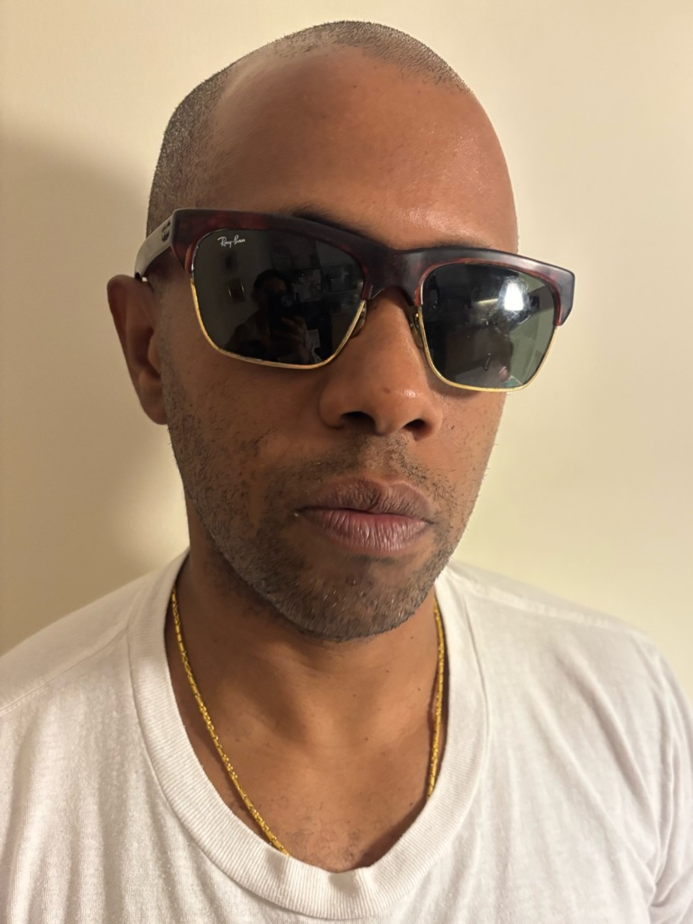 Vintage Unique Ray-Ban Sunglasses - Tortoiseshell Frame with Dark Green Lenses
